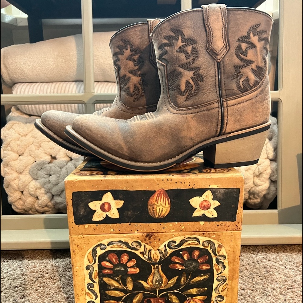 Laredo ankle cowboy boots-Leather size 8